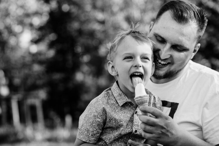 sesja rodzinna cennik czarnobiale zdjecia 04