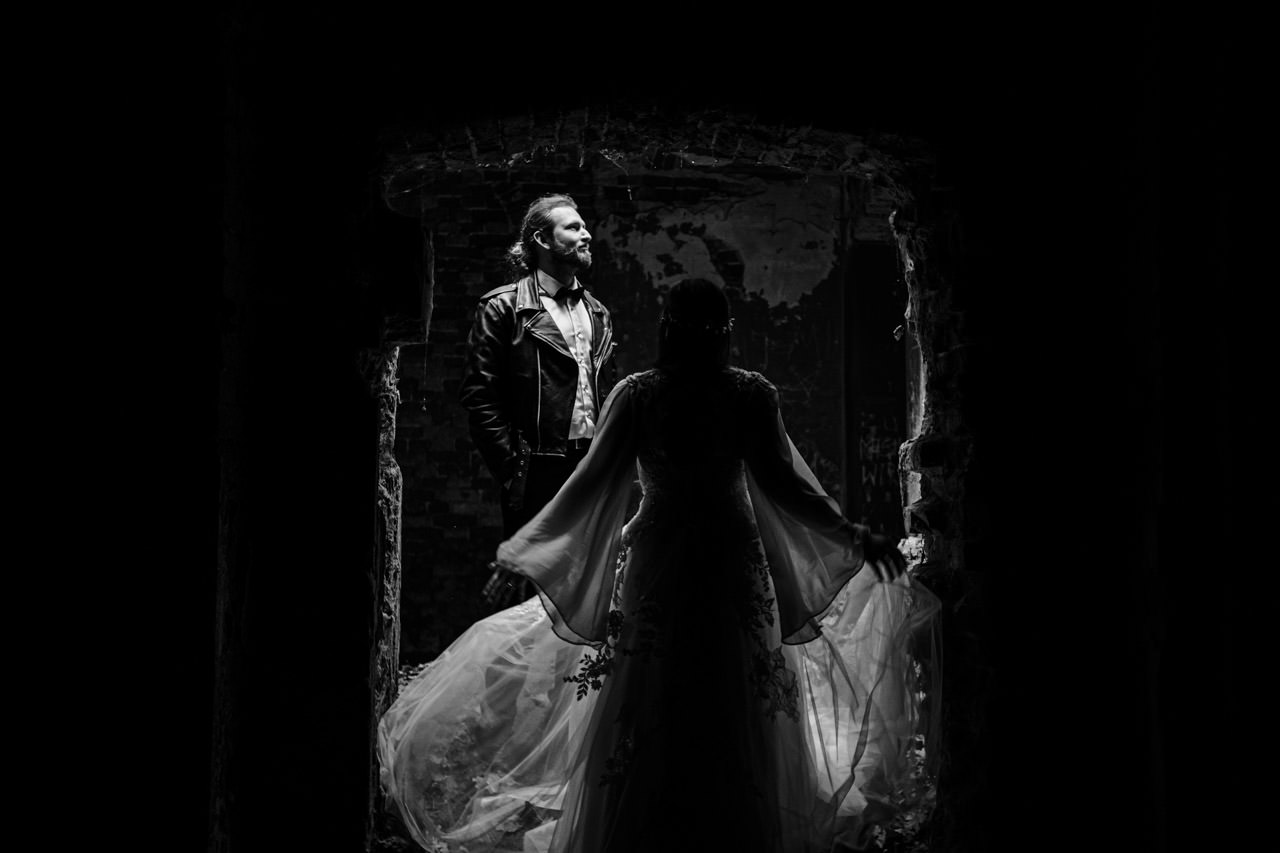 Plener Ślubny - 40 naszych ulubionych zdjęć 54 sesja slubna plener slubny pomysly czarno biale 16