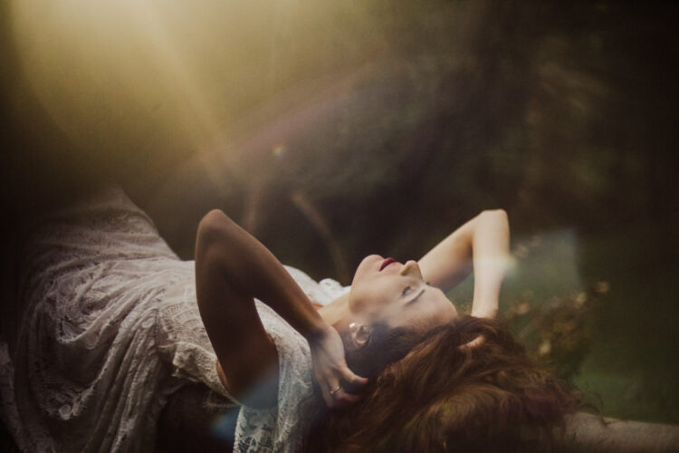 Plener Ślubny - 40 naszych ulubionych zdjęć 46 sesja slubna plener slubny pomysly swiatlo 06